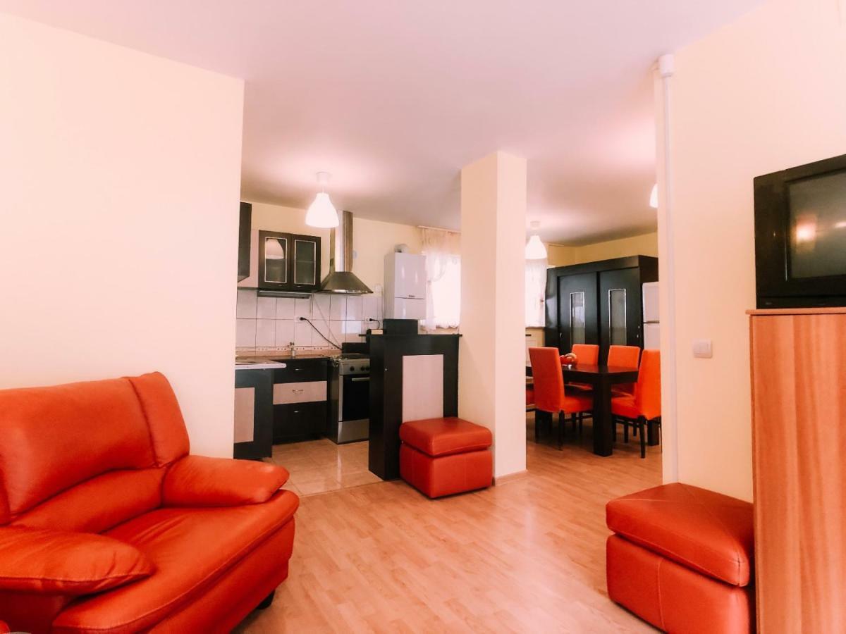 Spacious Near Peles * Sinaia